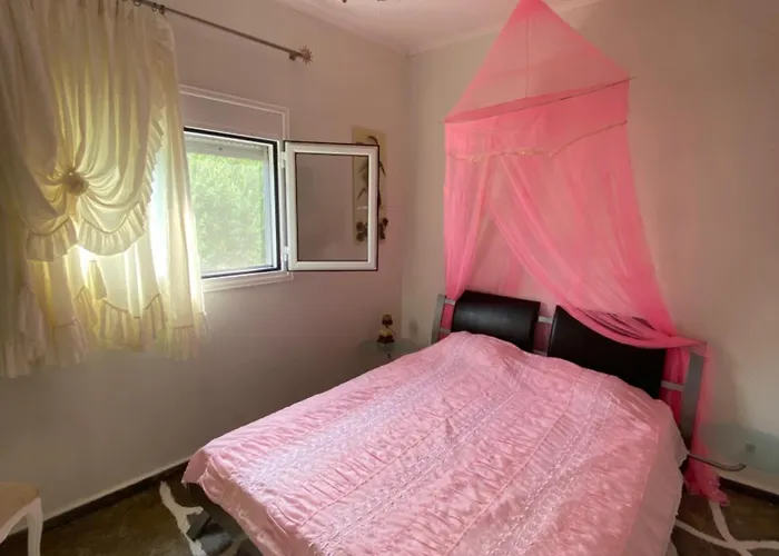 Maria's House * Polychrono