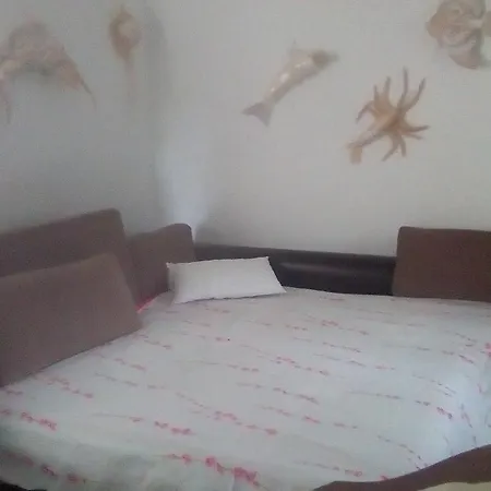 Maria's House Дом отдыха Полихроно